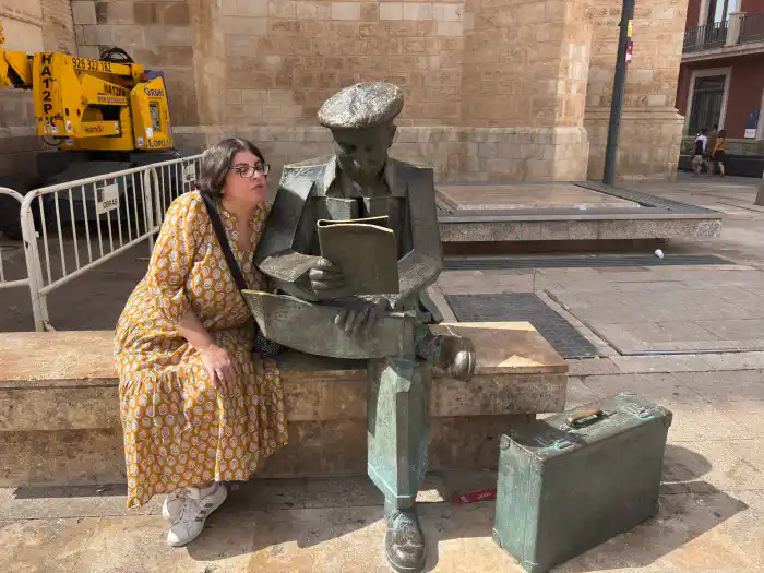 escultura de valdepenas en la ruta de las esculturas de valdepenas