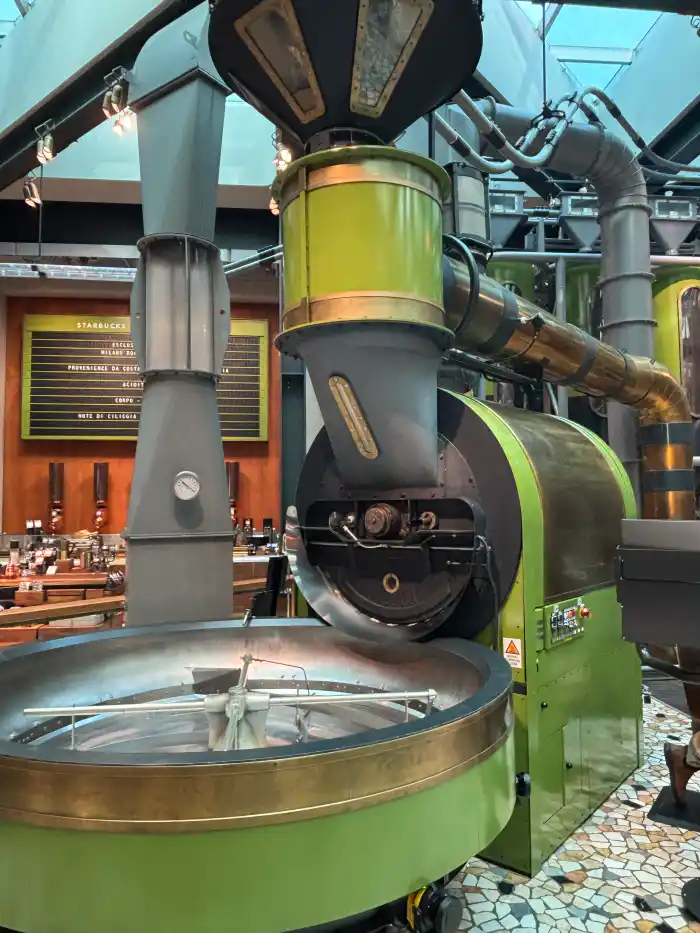 starbucks reserve roastery antiguo edificio de correos
