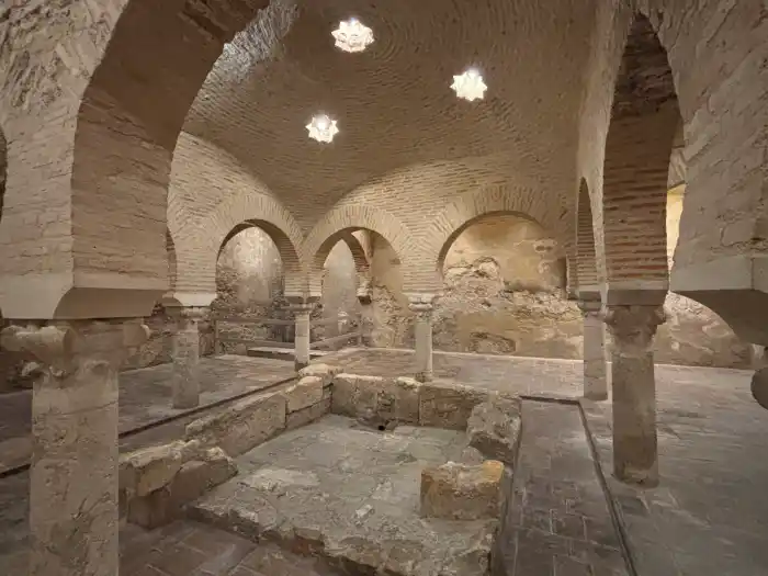 banos arabes de jaen en el palacio de villardompardo