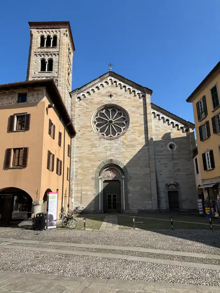 como un bonito pueblo para ver en el lago di como en 24 horas