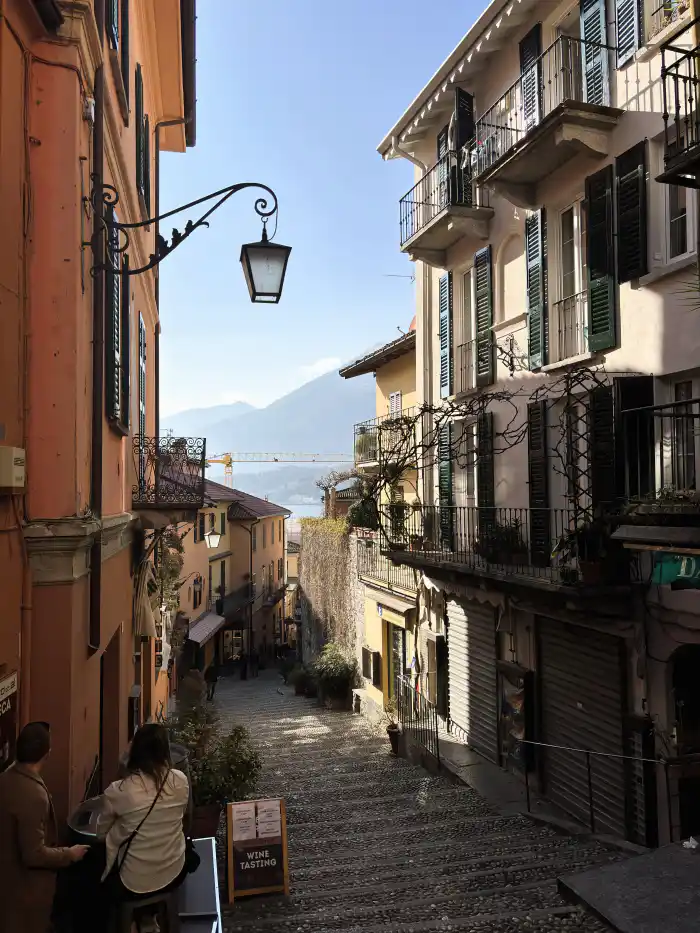 salita serbelloni la calle mas famosa del pueblo para ver en un dia en bellagio