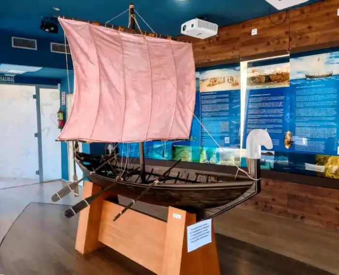 museo barco fenicio en el centro de interpretacion del barco fenicio de mazarron