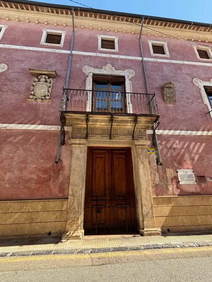 entrada casa de los condes de arriba