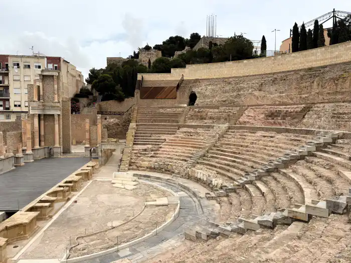 vista general del teatro romano imprescindible en un viaje de dos dias a cartagena