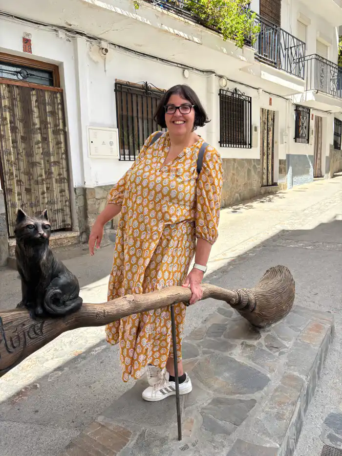 ana de verviajando en el pueblo de soportujar