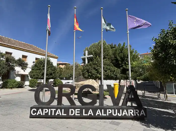 monumento representativo en el pueblo de orgiva