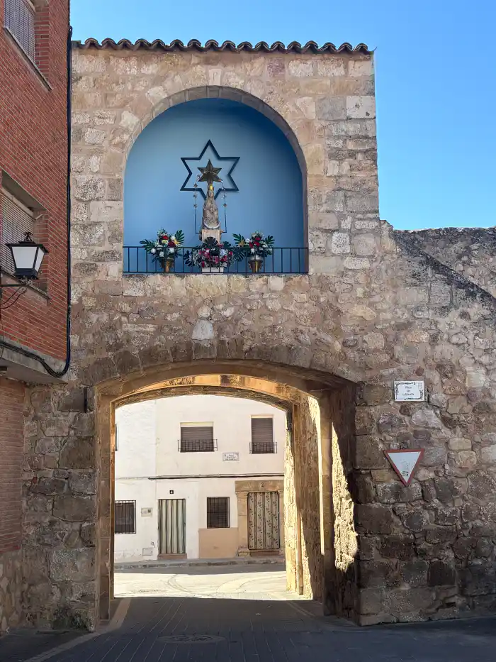 puerta de toledo arco de la virgen de la estrella belmonte