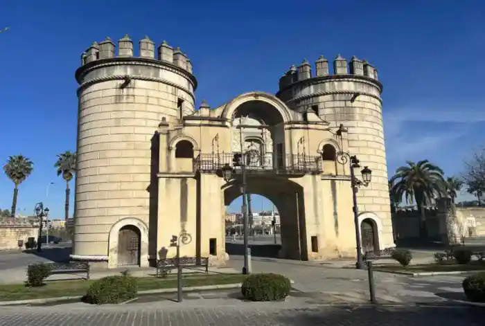 ruta por la región extremena pasando un dia en badajoz