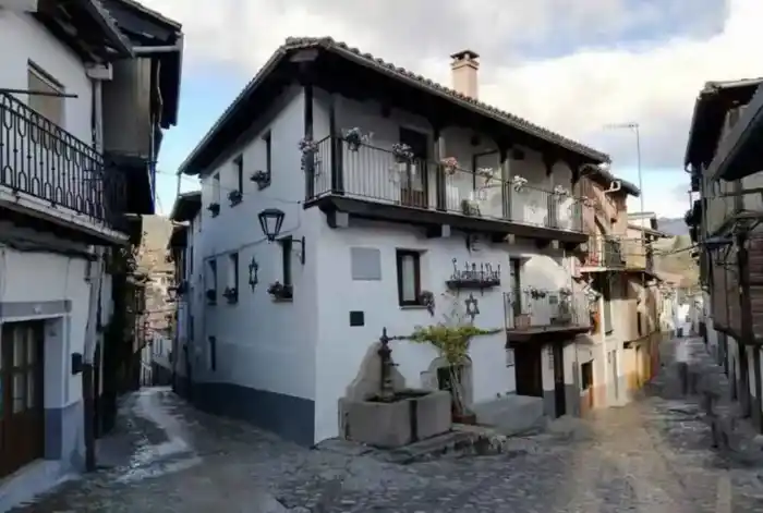 foto de hervas para ver durante nuestro viaje a extremadura de seis a ocho dias
